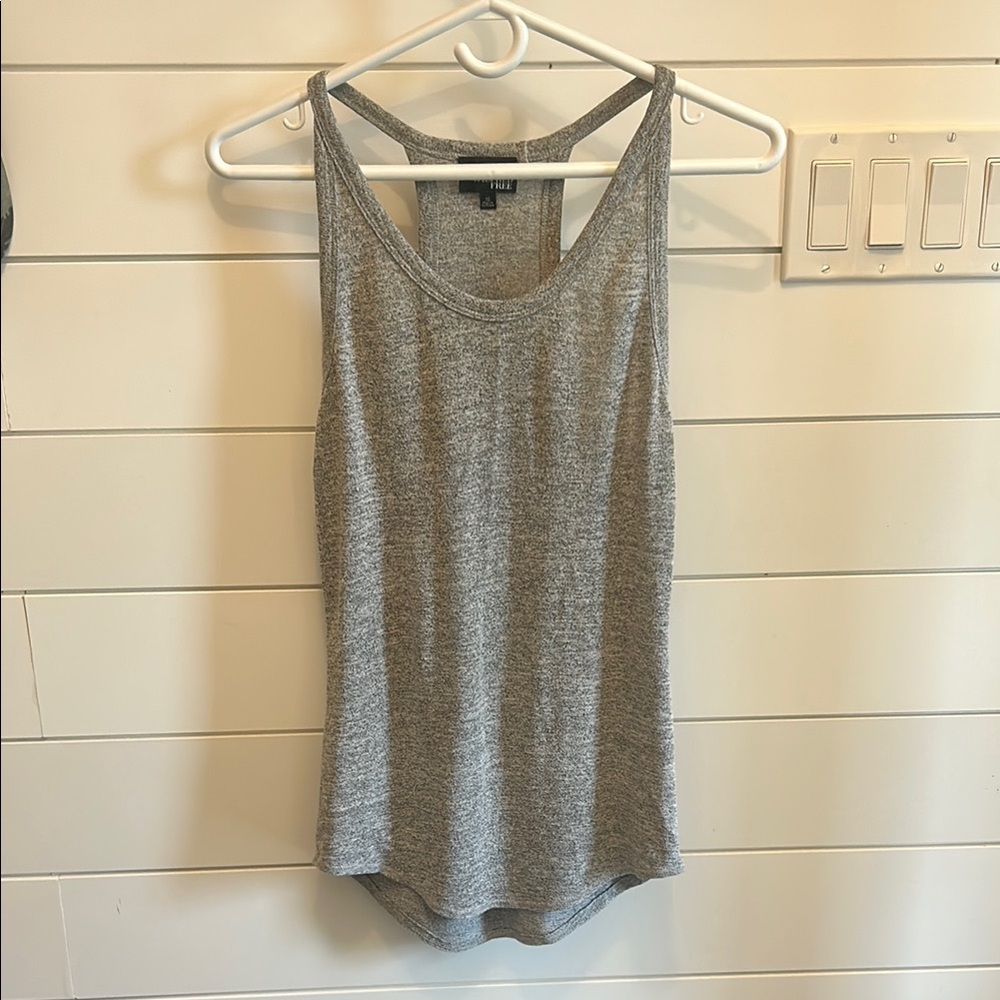 Wilfred Gray Fitted Sleeveless Tank Top